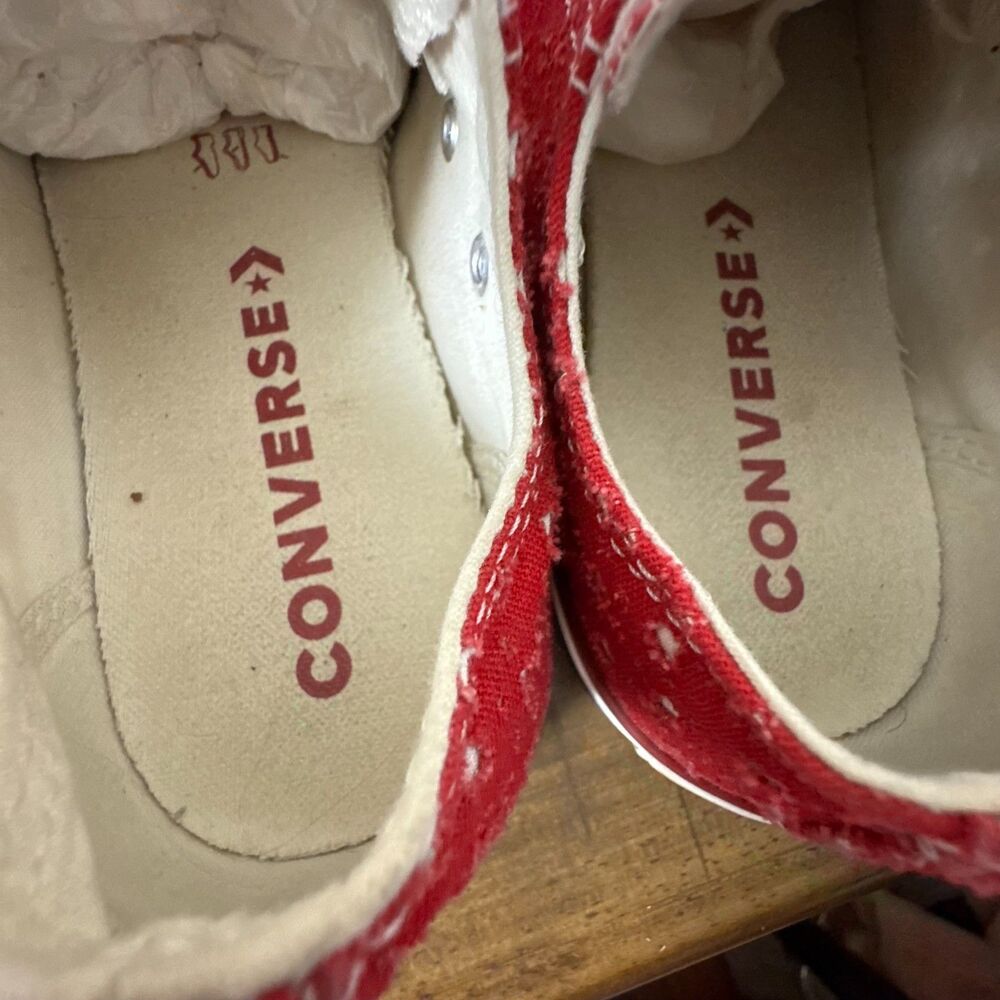Converse All Star Red Star Print Sneakers Womens 7 4th of July Americana Casual - Picture 6 of 10